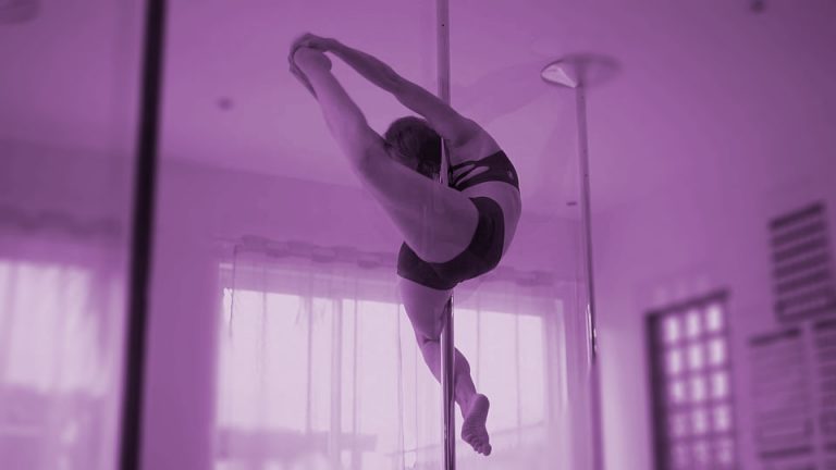 acrobatie sur la barre